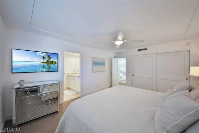 Building Photo - 9517 Gulf Shore Dr