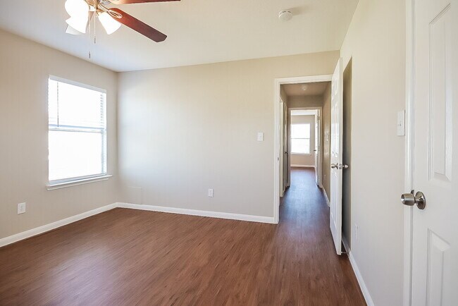 Building Photo - 18114 Shady Cypress Ln
