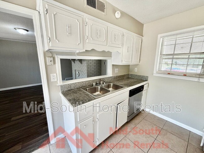 Building Photo - 3080 Argot Ave