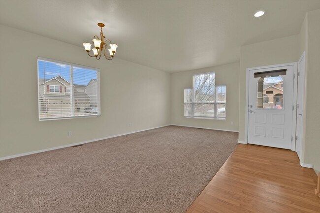 Building Photo - Ranch style home with 6 Bedrooms - 3 Bathrooms - 2 Car Garage - $2,650!