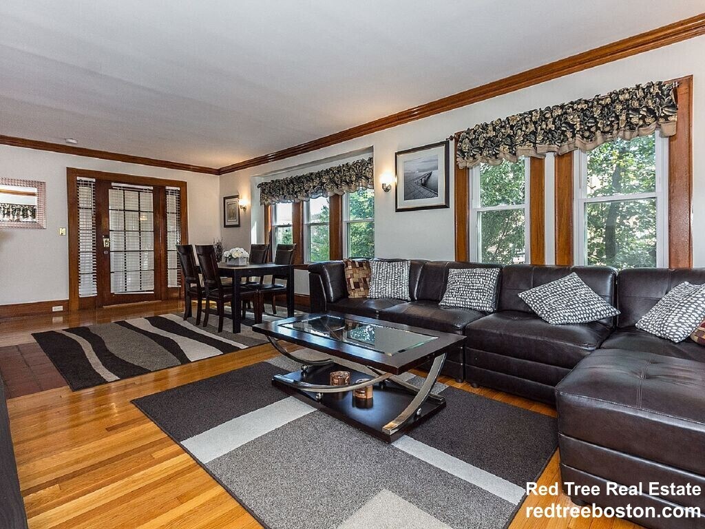 Building Photo - 33 Pershing Rd