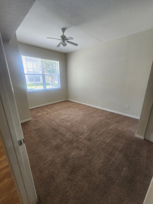 Building Photo - 4002 Venetian Bay Dr