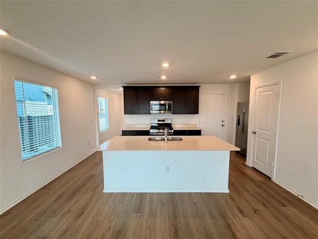 Building Photo - 7316 Sparkling Light Dr