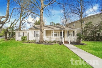 Building Photo - 2801 Attaberry Dr