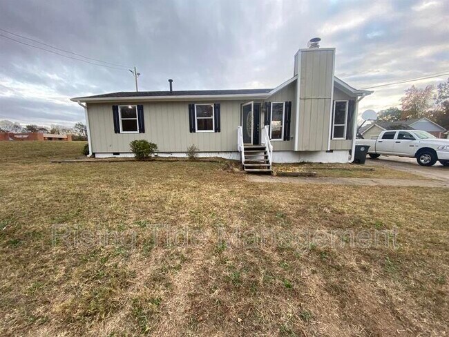 Primary Photo - 547 Sunhill Rd NW