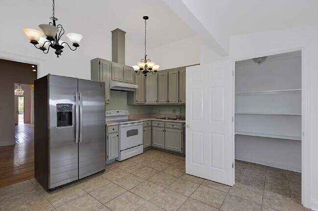 Building Photo - 1601 18th St