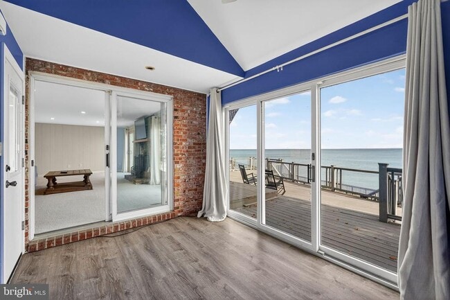 Building Photo - 7523 B St