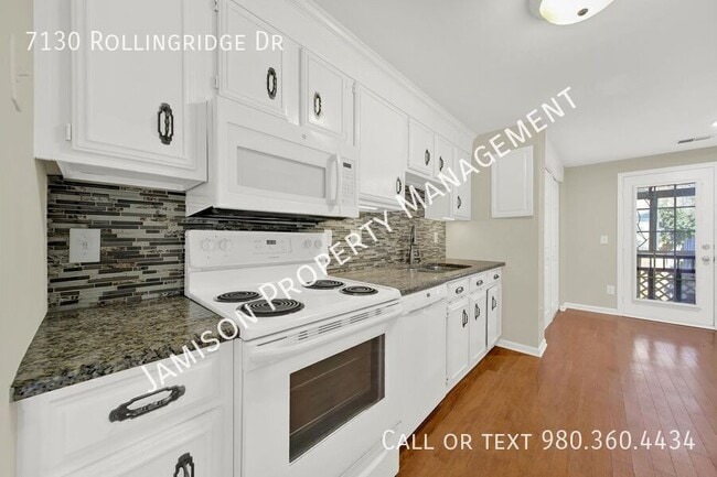 Building Photo - 7130 Rollingridge Dr