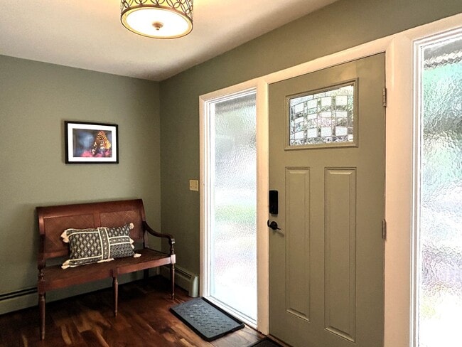 Building Photo - Spacious 3BR/2BA Home Near Downtown Boone & ASU