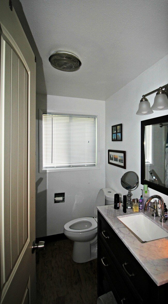 Edgewood Apartments 3615 Frontage Rd Reedsport OR 97467 Apartment