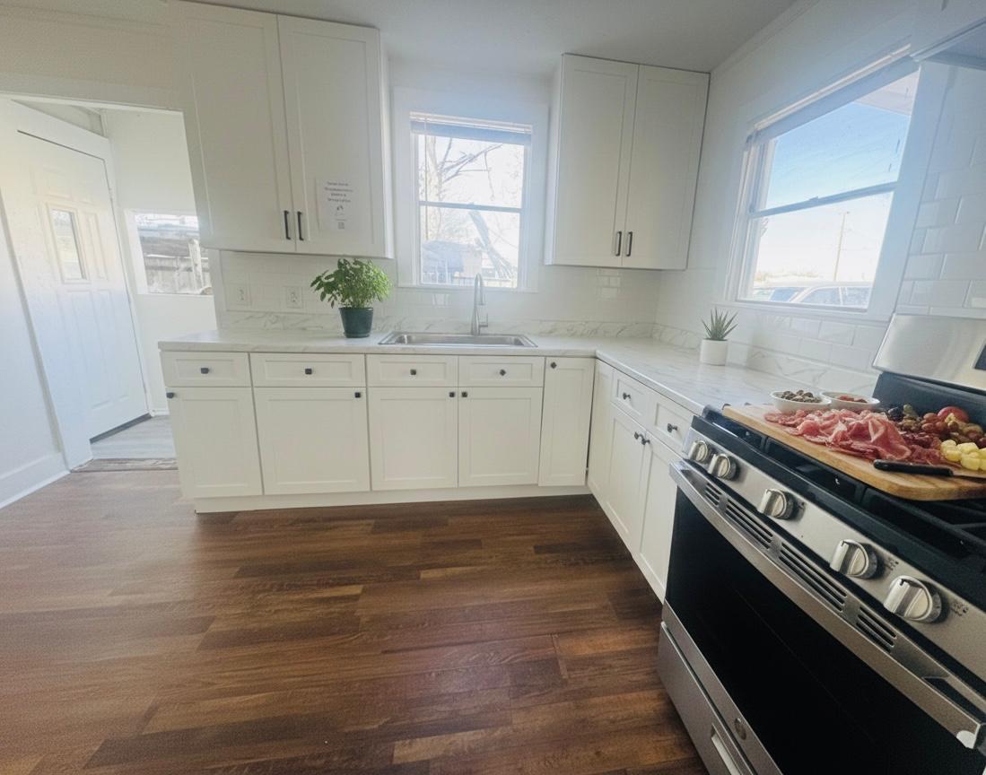 Building Photo - 15 E 24th St