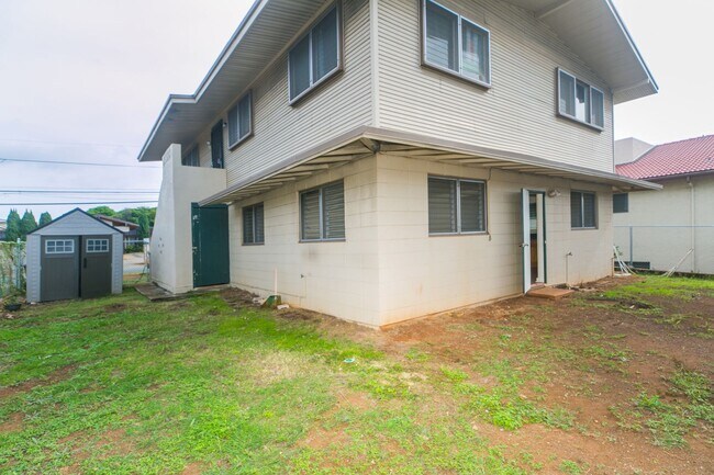 Building Photo - 1112 4th Ave