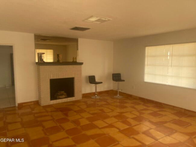 Building Photo - 7817 West Dr