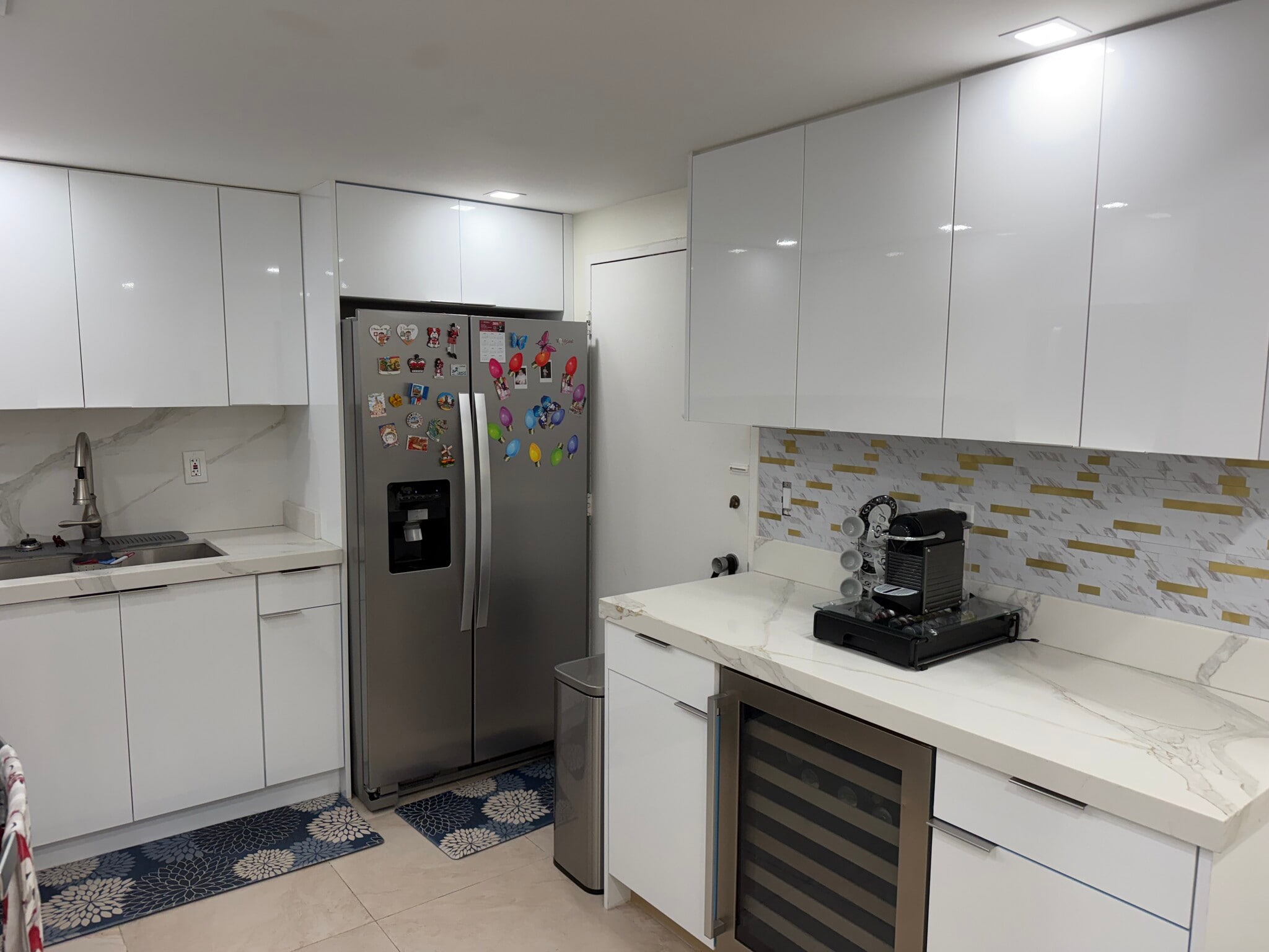 Kitchen - Stainless Steel Refrigerator - 5555 Collins Ave