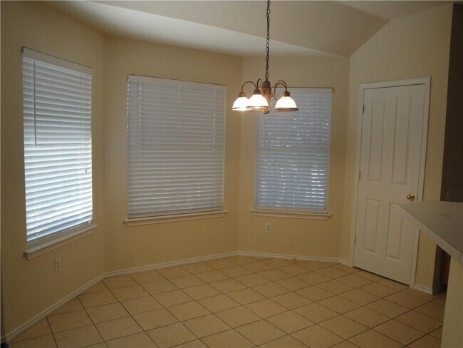 Building Photo - 8021 Luling Ln