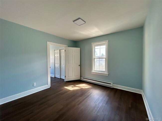 Building Photo - 206-208-208 W Main St