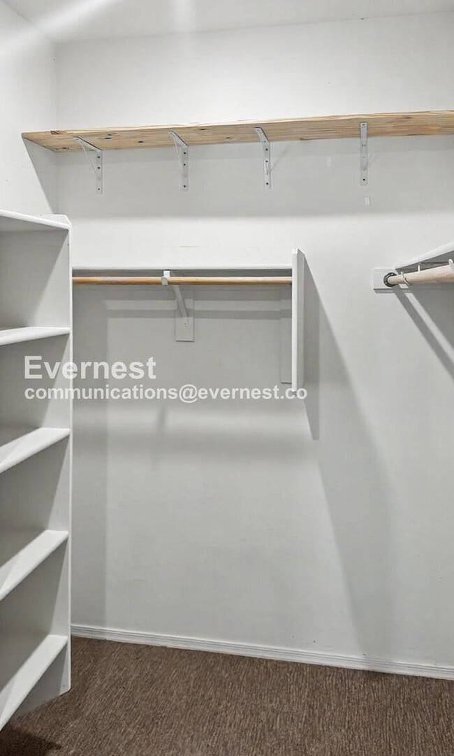 Building Photo - 10667 W Filbert St