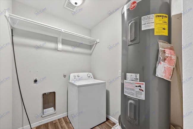 Building Photo - 2312 Gilmer St