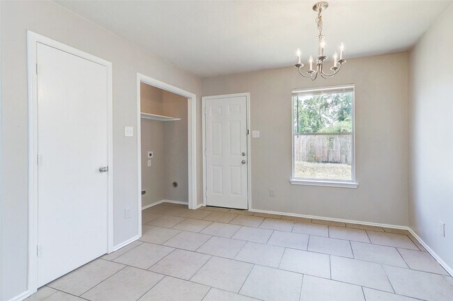 Building Photo - 7519 Kennemer Dr