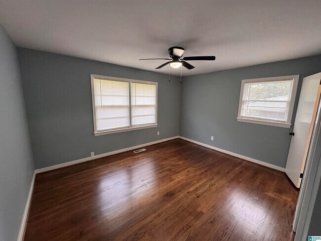 Building Photo - MOVE IN SPECIAL!! LIMITED TIME ONLY!! FIRST MONTH FREE!