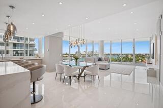 Building Photo - 2241 SE 17th St