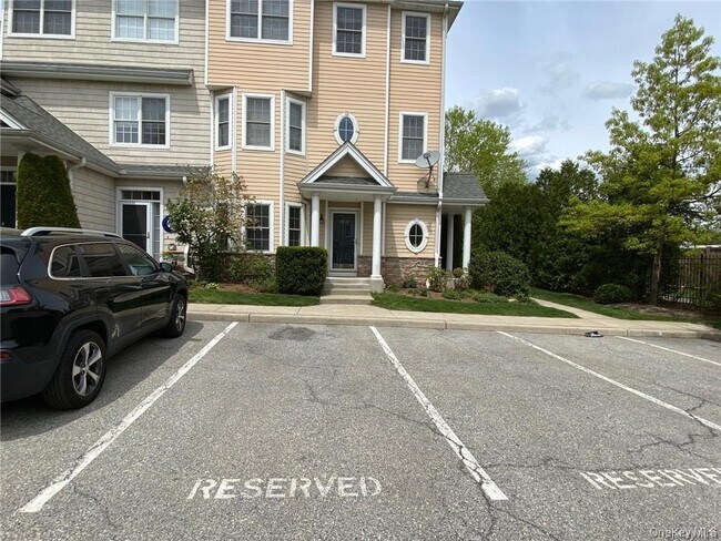 Building Photo - 1309 Half Moon Bay Dr