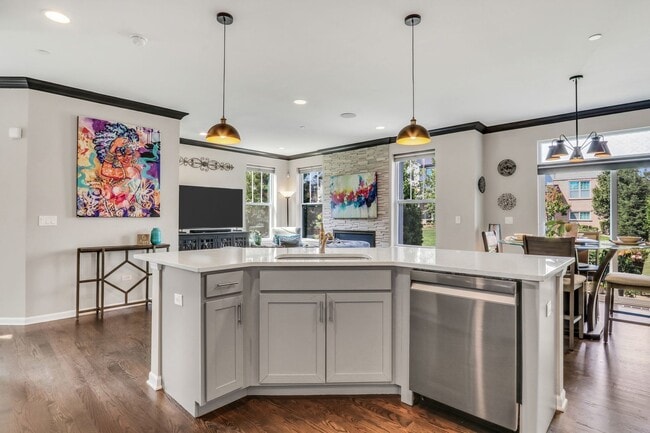 Building Photo - 3227 N Heritage Ln