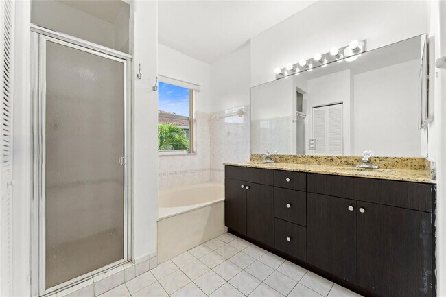 Building Photo - Northwest 51st Lane, Doral, FL 33178 - 3 BR 2.5 BA house