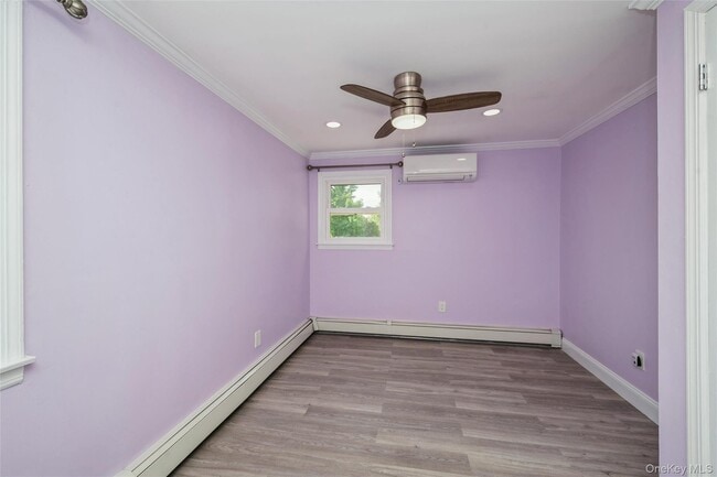 Building Photo - 14 Tailor Ln