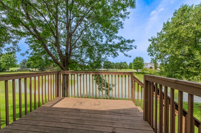 Building Photo - 1226 Bradley Cir