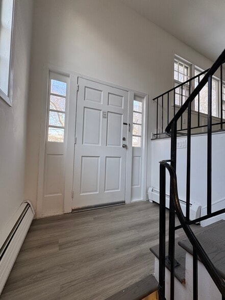 Building Photo - 15704 17th Rd