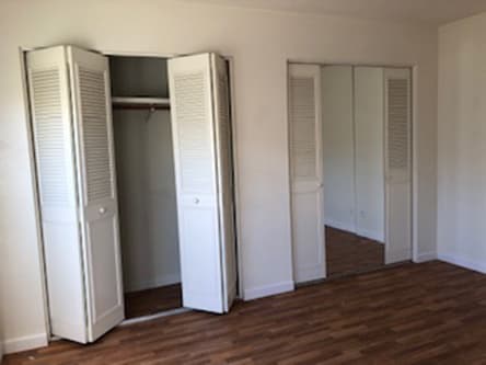 Closets - 225 Butte Dr