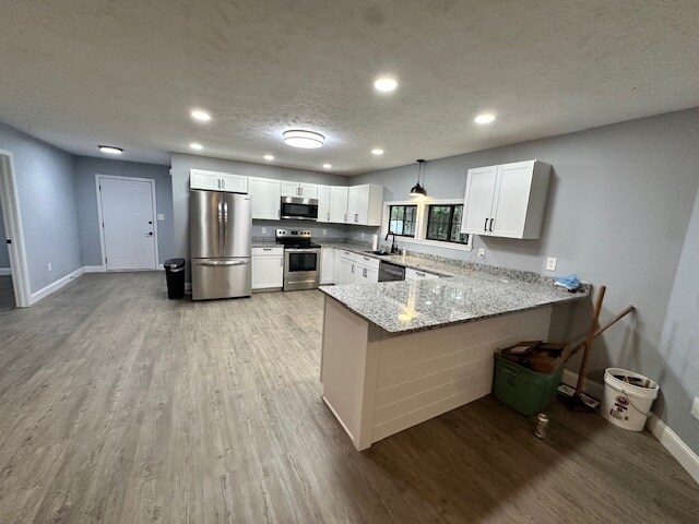 Building Photo - 128 Harness Rd