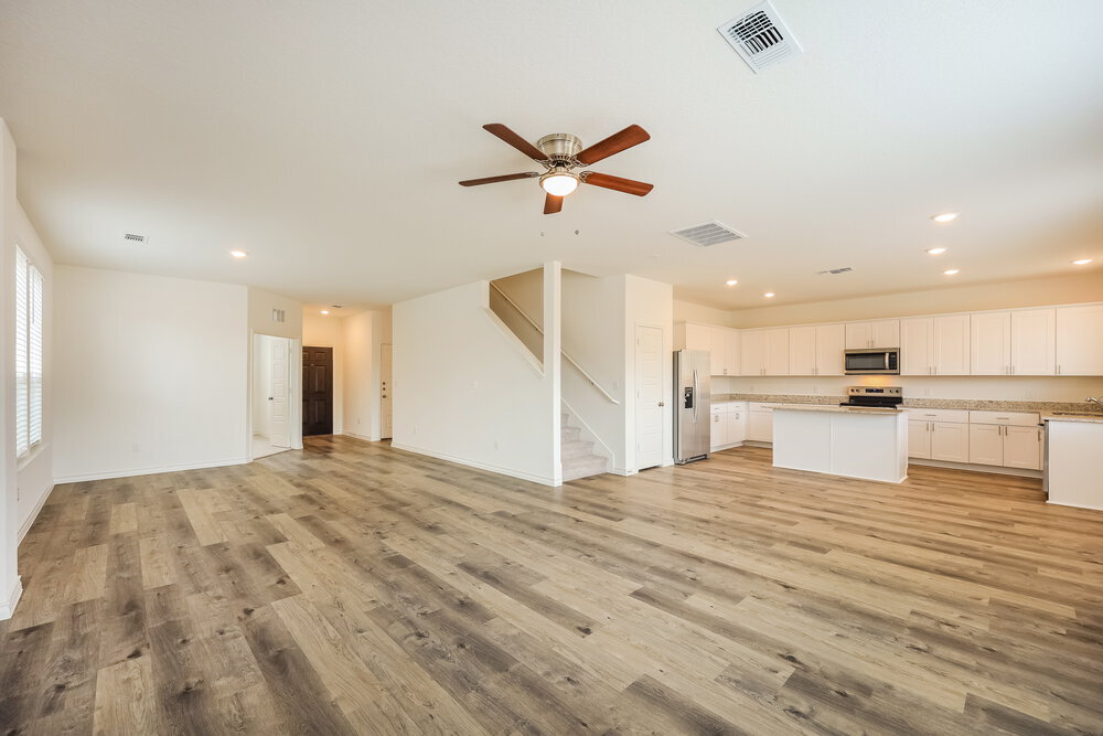 Building Photo - 1350 Vallarta Centro