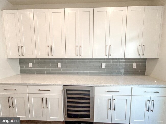 Building Photo - 1439 S Taylor St