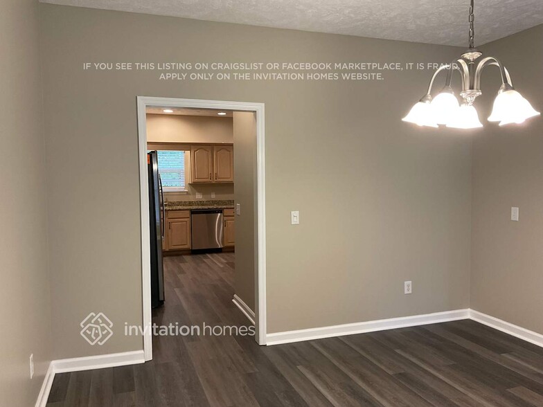 Building Photo - 6975 Calderwood Dr