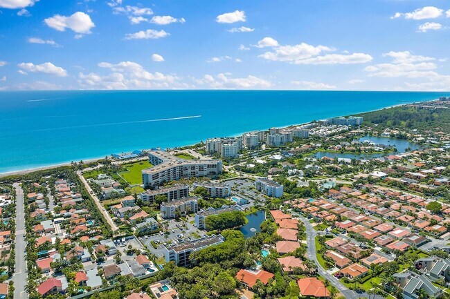 Building Photo - 1605 S US Hwy 1