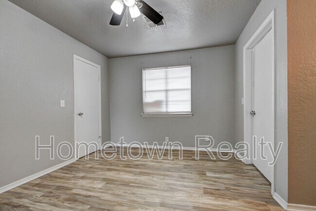 Building Photo - 8075 NW 23rd St