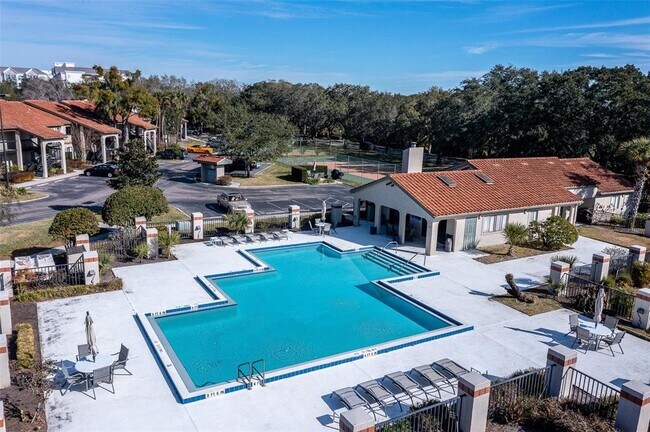 Building Photo - 2411 Gallery View Dr