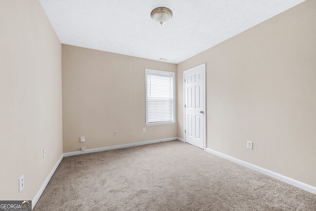 Building Photo - 1393 Glenover Way