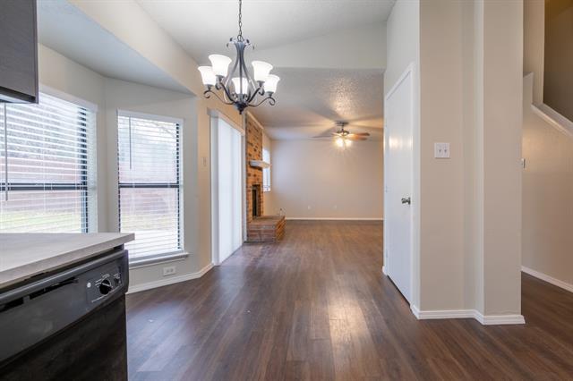 Building Photo - 2239 Turf Club Dr