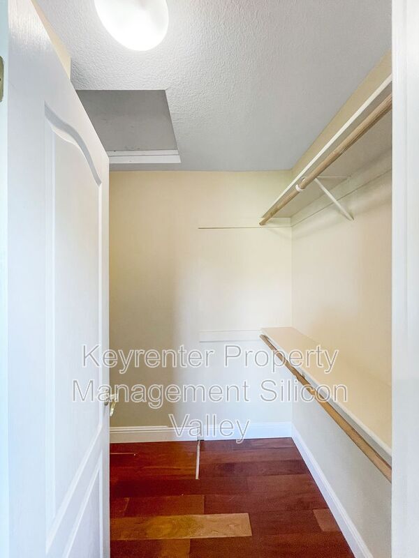 Building Photo - 3825 Venus Ct