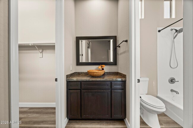 Building Photo - 3653 E Sands Dr