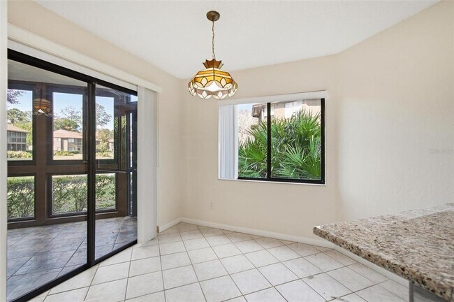 Building Photo - 41 Hembury Ln