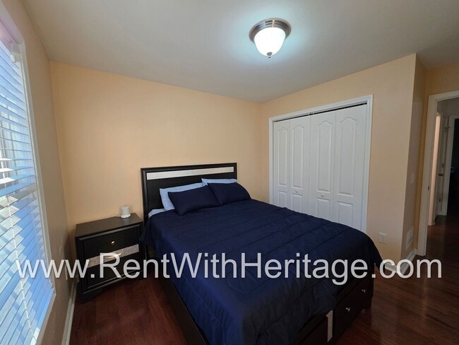 Building Photo - Gorgeous 5 Bd/ 3 Bath Including Full Finished Basement/ Spacious Yard with RV Parking/ Small Subd...