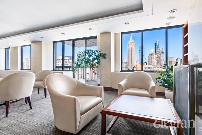 Building Photo - 5 E 22nd St