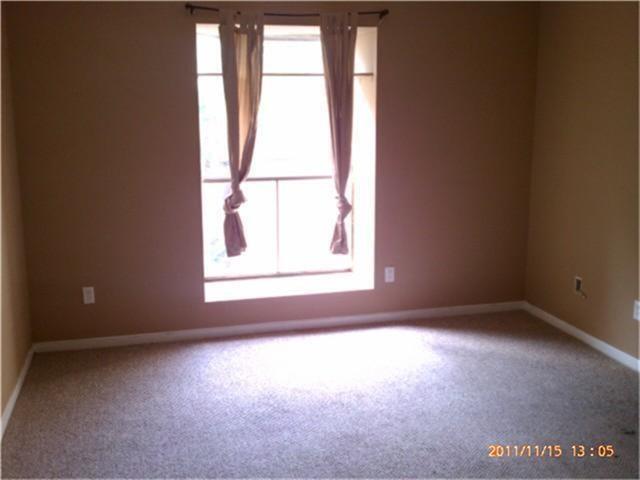 Building Photo - 8433 Hearth Dr