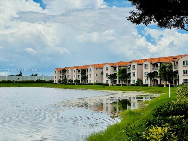 Building Photo - 6560 NW 114th Ave