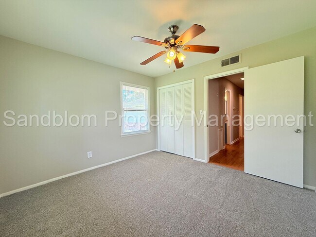 Building Photo - FOR LEASE | Midtown Tulsa | Available NOW!