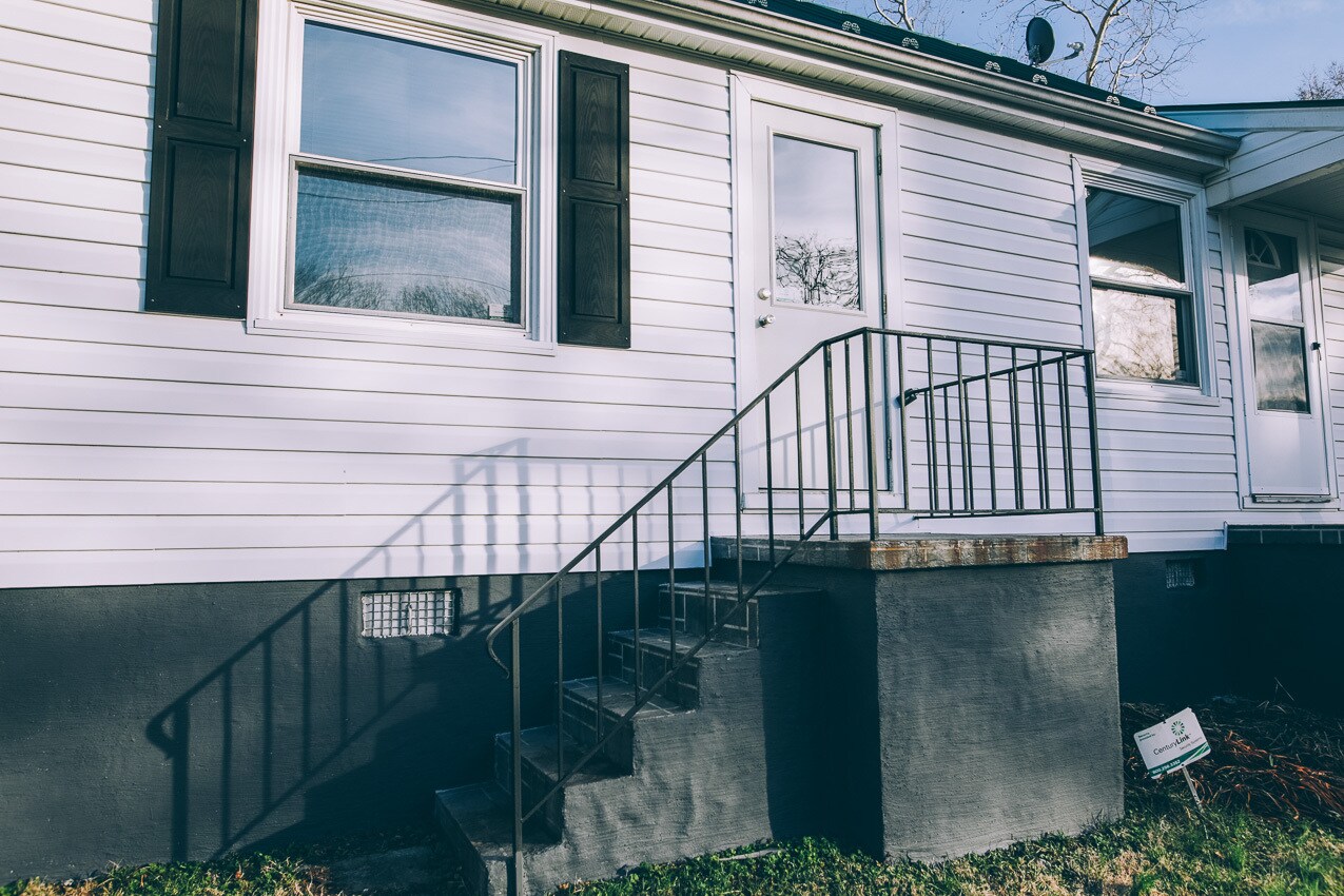 Building Photo - 1111 Rayon St